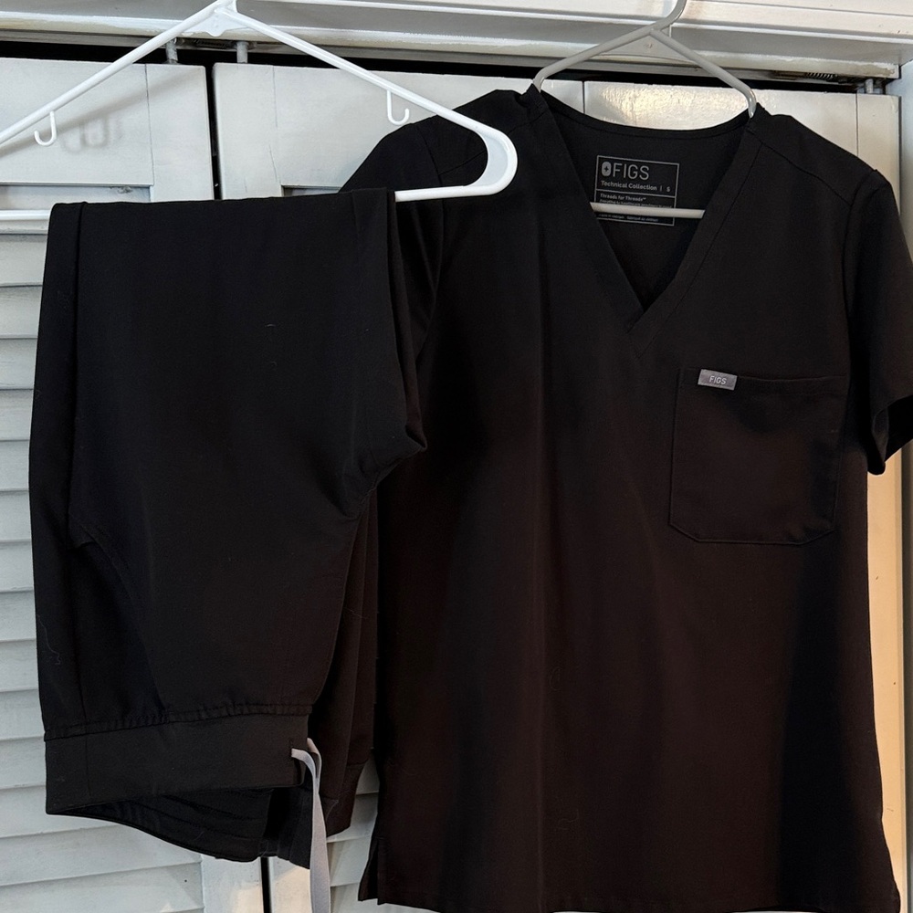 Figs Black Scrub set, Small, great condition!